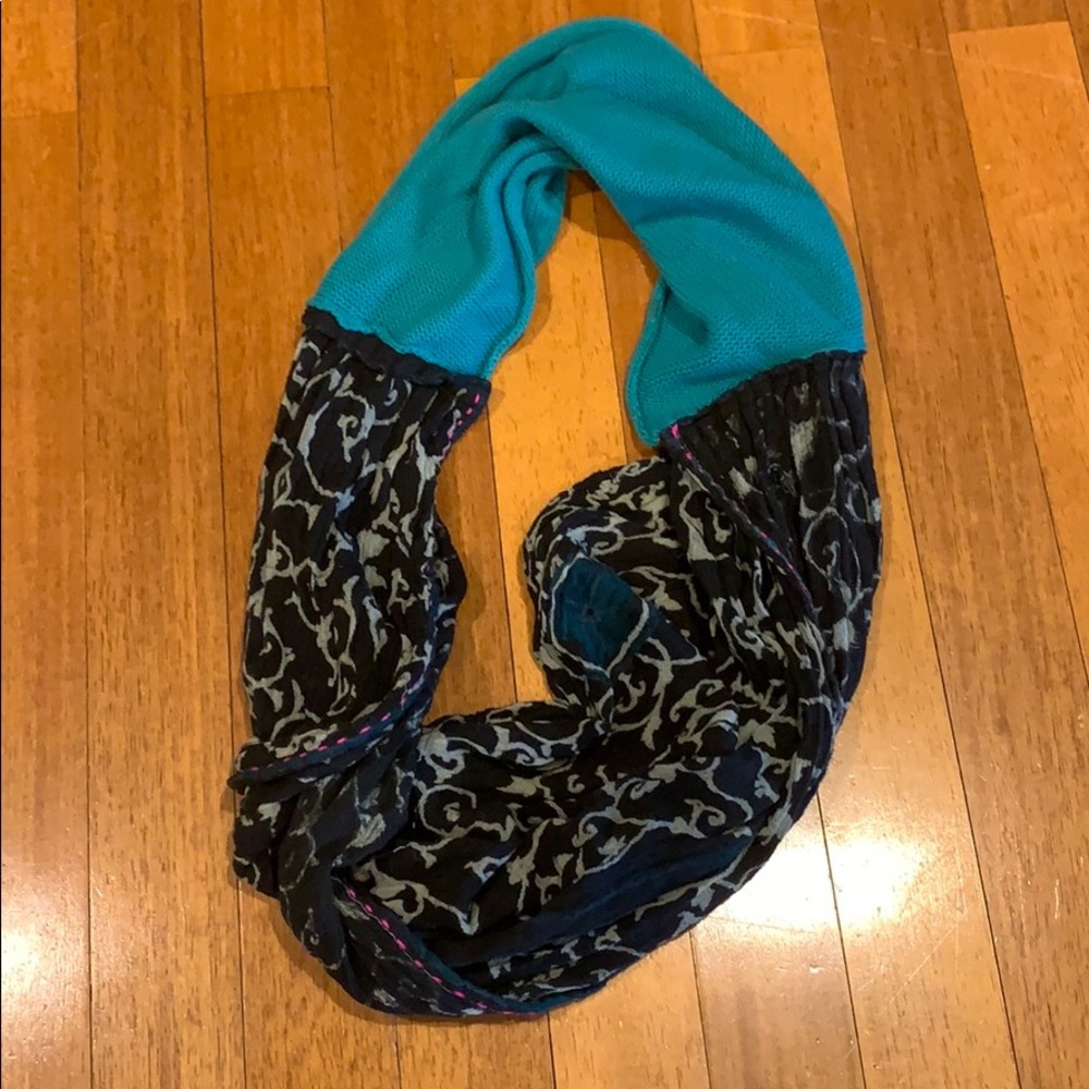 Free people infinity scarf